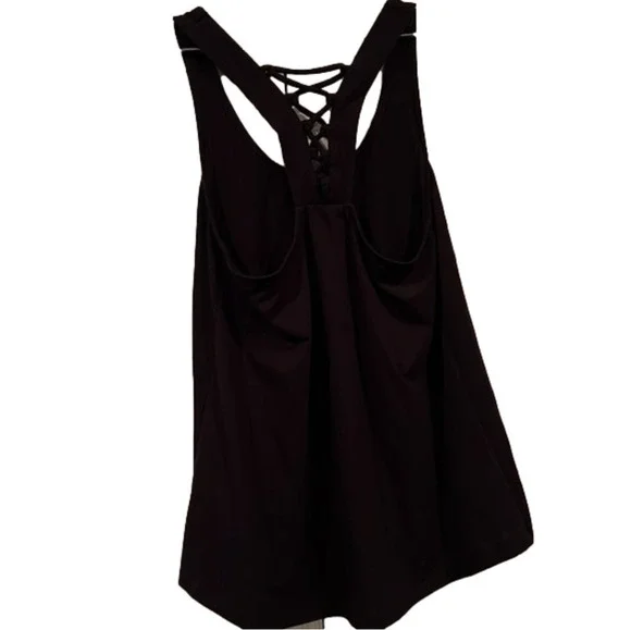 INSPIRED Hearts tank top. - Picture 2 of 3